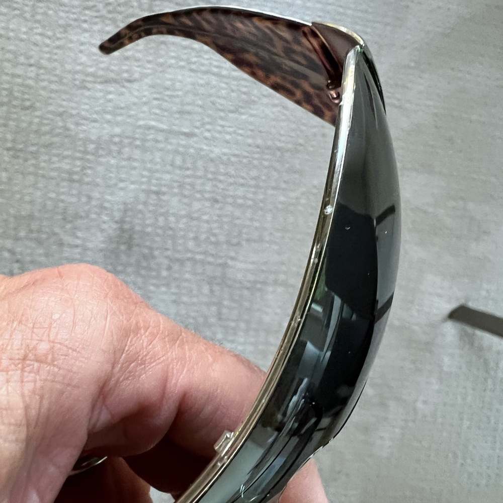 Leopard Dolce & Gabbana Sunglasses Leopard Print 2005-M EUC - Picture 15 of 16